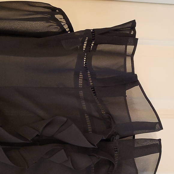 ❤️ Worthington size medium sheer black button-up blouse - Picture 4 of 5